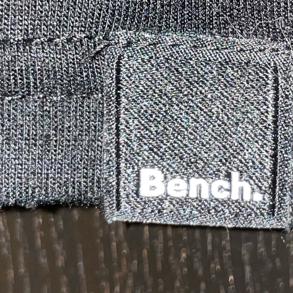 Bench Tank - Picture 5 of 7
